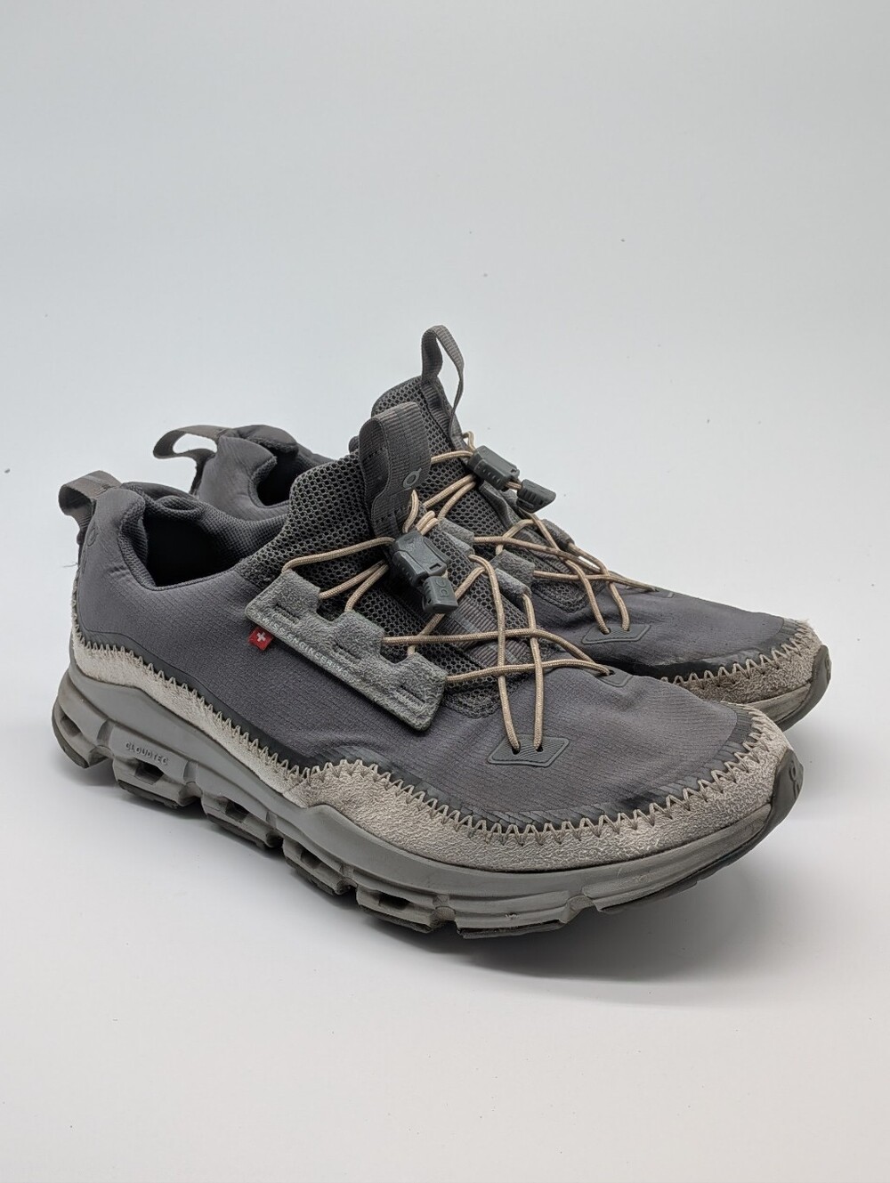 OnCloud Cloudaway Asphalt Ivory Toggle Lace Sneakers Men's Size 8
